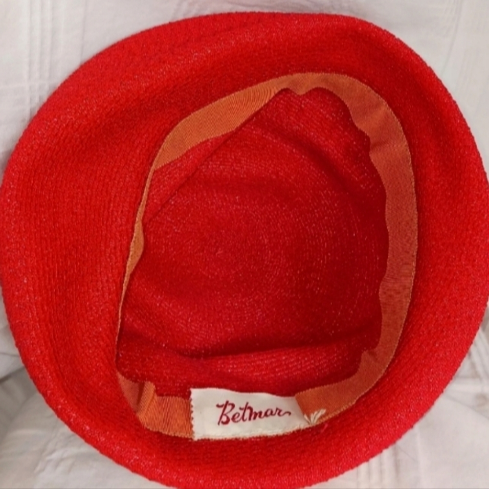 1950's Betmar Red Straw Hat With Orange Ribbon - Picture 12 of 13